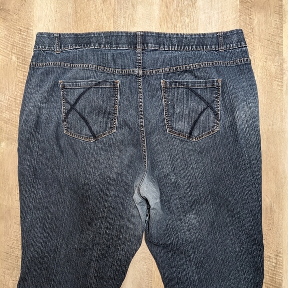 Lane Bryant Bootcut Jeans Women's Size 28 - Picture 9 of 10